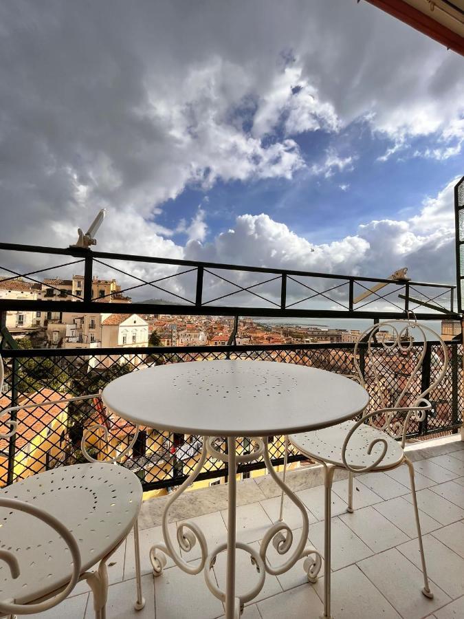 Rainbow In Salerno Apartment Eksteriør bilde